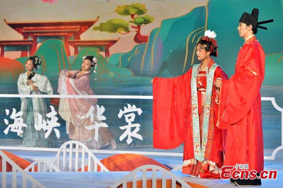 POTRET: Festival Hanfu di Selat Taiwan-Image-5