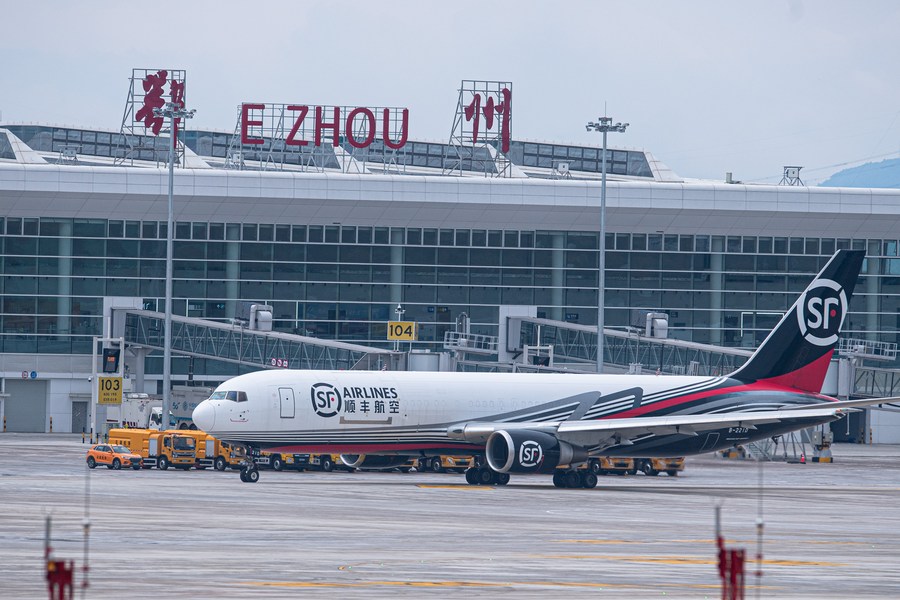 Bandara Hub Kargo Pertama Asia Dibuka di Hubei-Image-1