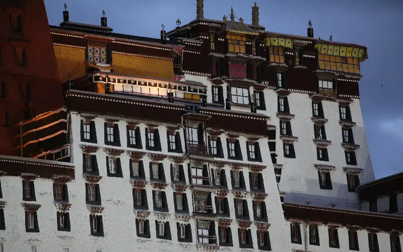 Mengenal Istana Potala Tibet, Kastil Tertinggi di Dunia-Image-3