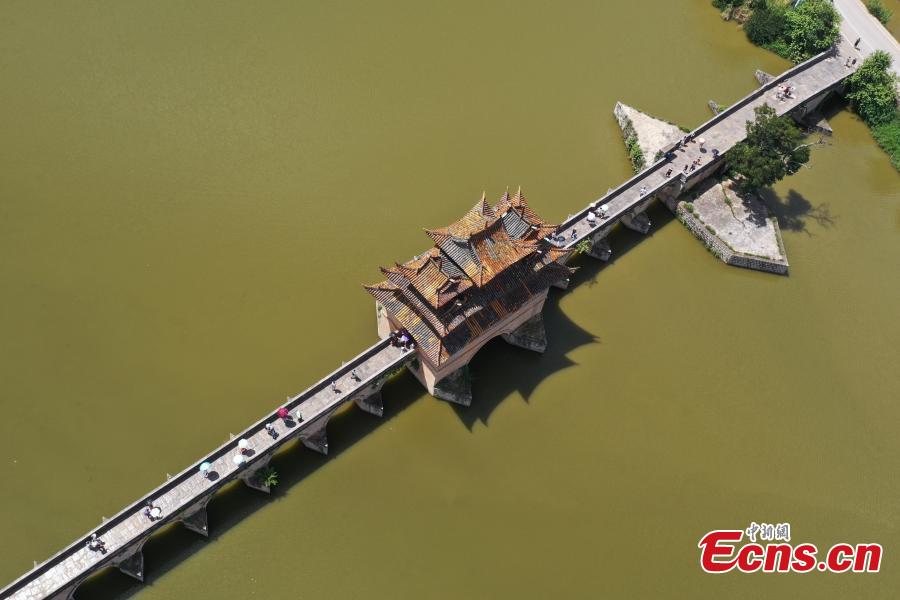 POTRET: Jembatan Kuno Shuanglong di Yunnan-Image-2