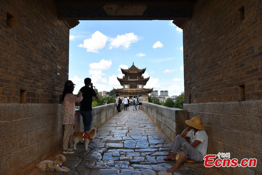 POTRET: Jembatan Kuno Shuanglong di Yunnan-Image-4