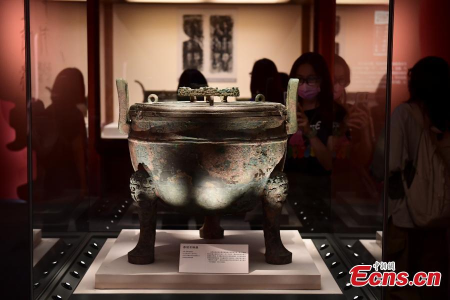 POTRET: Pameran Perunggu China-Korsel-Jepang-Image-1