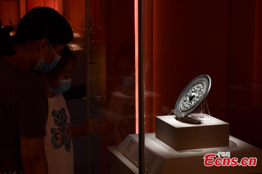 POTRET: Pameran Perunggu China-Korsel-Jepang-Image-2