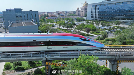 Kereta Cepat untuk Indonesia Luncur dari Jalur Produksi di Qingdao-Image-1