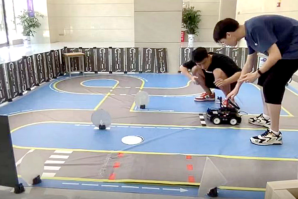 Inilah Hasil Kompetisi Robot di China-Image-1