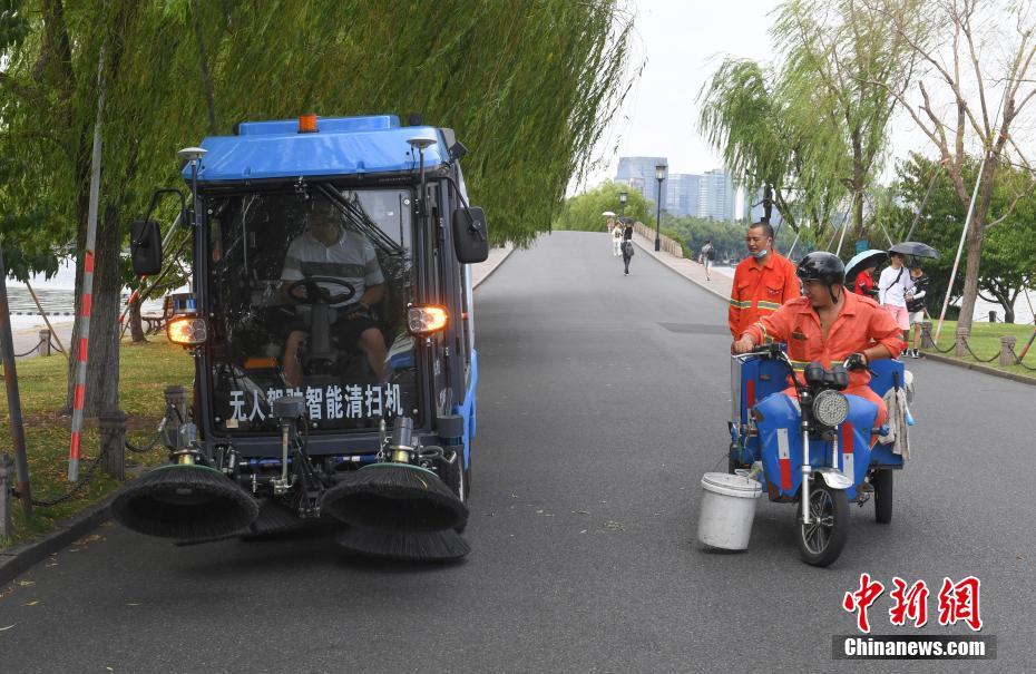 Robot 5G Pembersih Selokan, Action di Hangzhou-Image-2