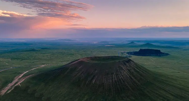 Destinasi Wisata Musim Panas di Mongolia Dalam-Image-4