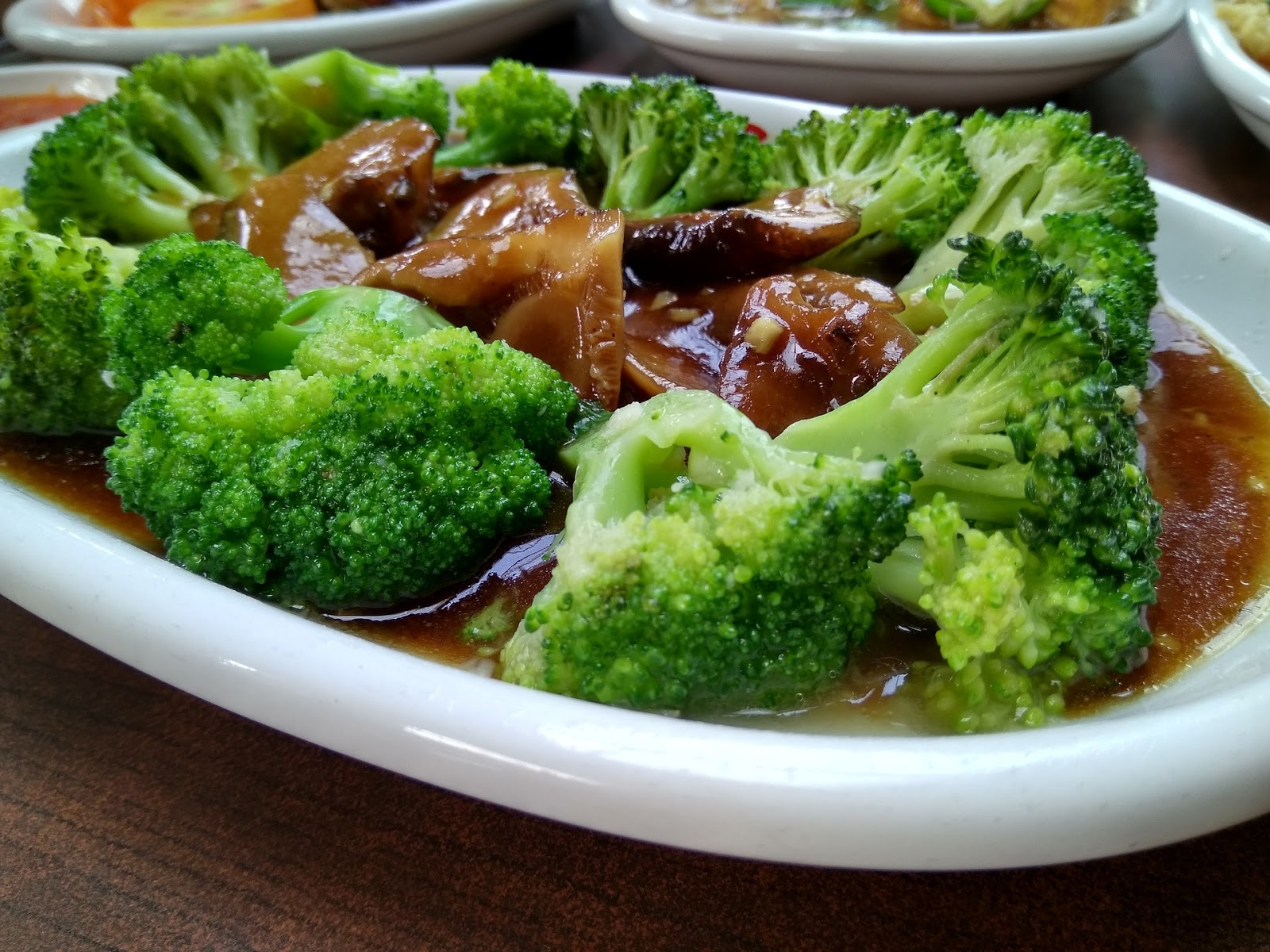 Resep Brokoli Jamur Sehat dan Segar Ala Chinese Food-Image-1