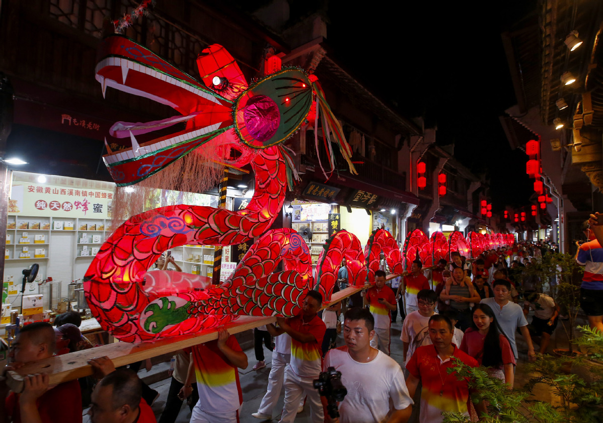 POTRET Penuh Warna di Festival Tengah Musim Gugur-Image-4