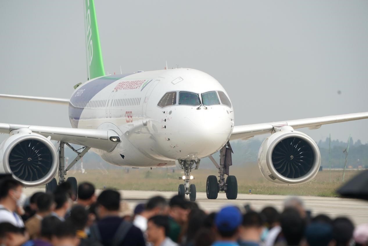 Jet C919 China Dapat Izin Kelaikan Udara-Image-2