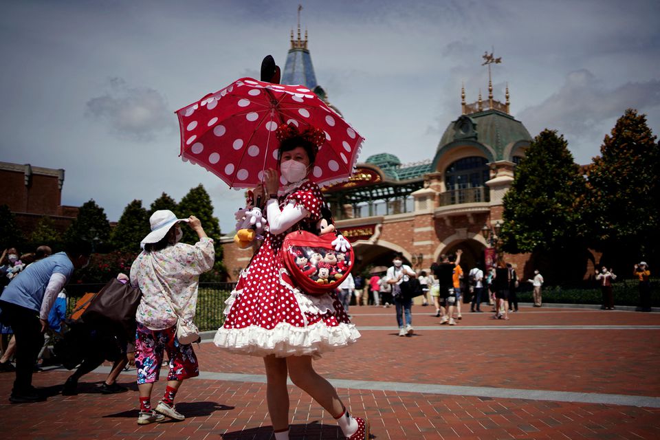 Shanghai Disneyland Kurangi Jam Buka Cegah COVID-19-Image-1