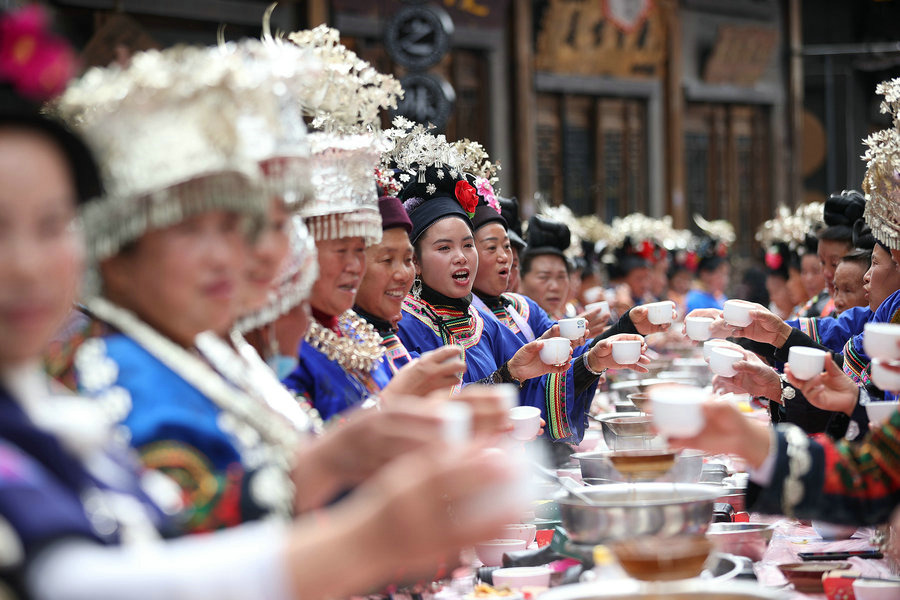 Meriahnya Suku Miao Saat Merayakan Tahun Baru di Guizhou-Image-1