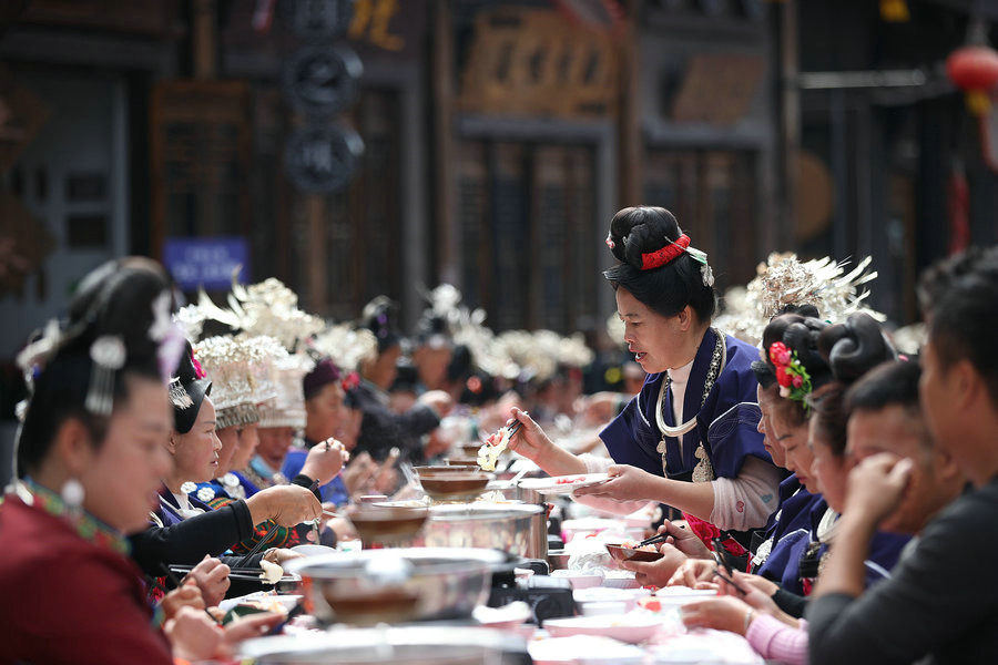 Meriahnya Suku Miao Saat Merayakan Tahun Baru di Guizhou-Image-8