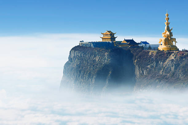 Mengenal Gunung Emei Sichuan, Salah Satu Gunung Terkenal di China-Image-1