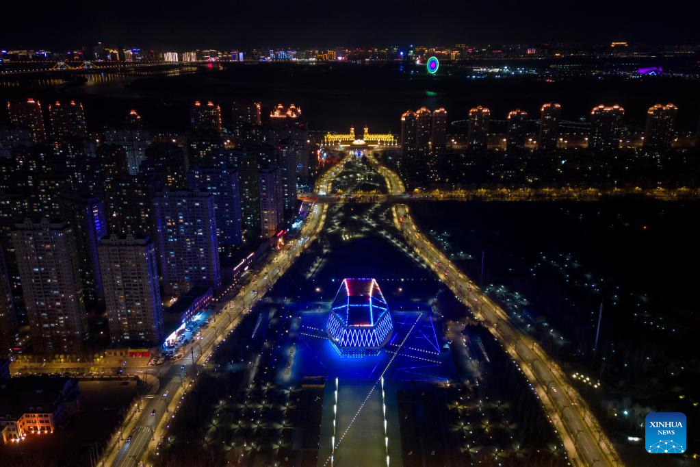 POTRET Gedung Menyala di China Sambut Hari Anak Sedunia-Image-8