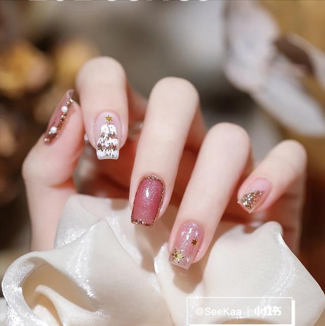 Rekomendasi Nail Art Cantik Bertema Natal-Image-6