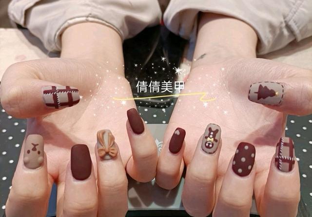 Rekomendasi Nail Art Cantik Bertema Natal-Image-12