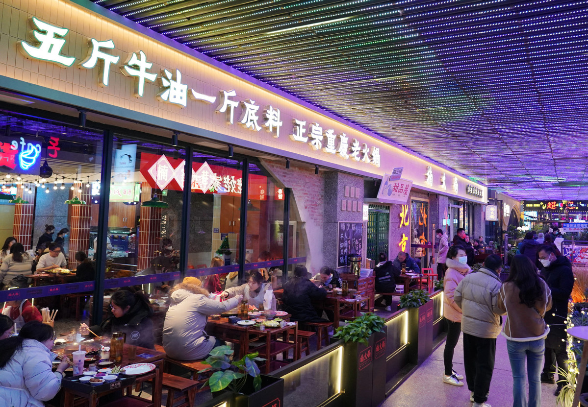 POTRET Kawasan Bisnis Beijing Kembali Ramai-Image-5