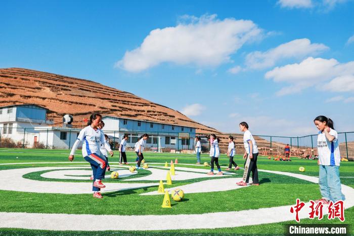 Stadion Bola Khusus Wanita Dibuka di Liangshan-Image-2