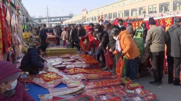 POTRET Barang Kebutuhan Imlek di Pasar Shandong-Image-3