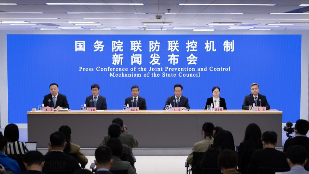 China Turunkan Level Bahaya COVID-19 dari A ke B-Image-1