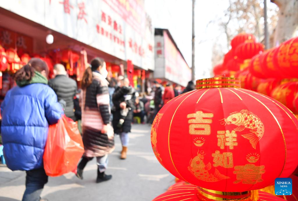 Pasar Belanja Tahun Baru Imlek Ramai di Xi'an-Image-4