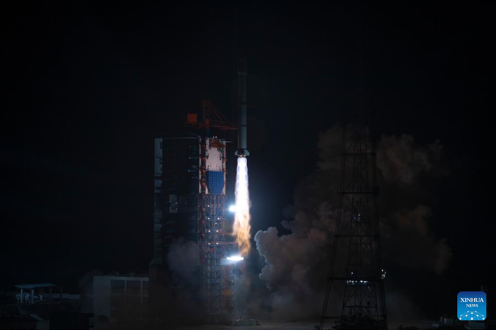 China Luncurkan Satelit Telekomunikasi APSTAR-6E-Image-4