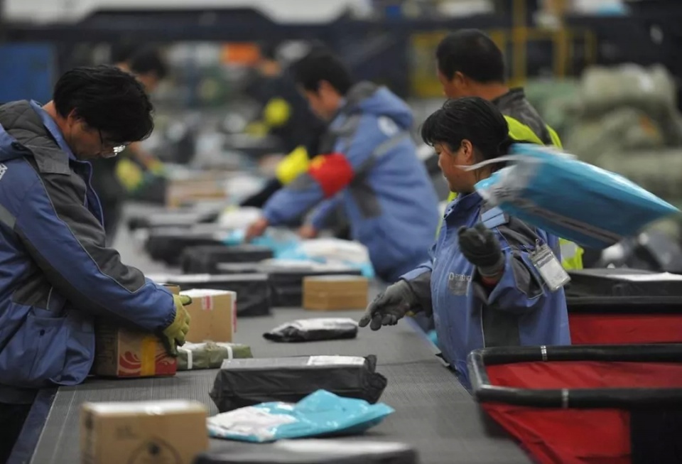 Permintaan Pekerja Bidang Ekspedisi Meningkat di China-Image-1