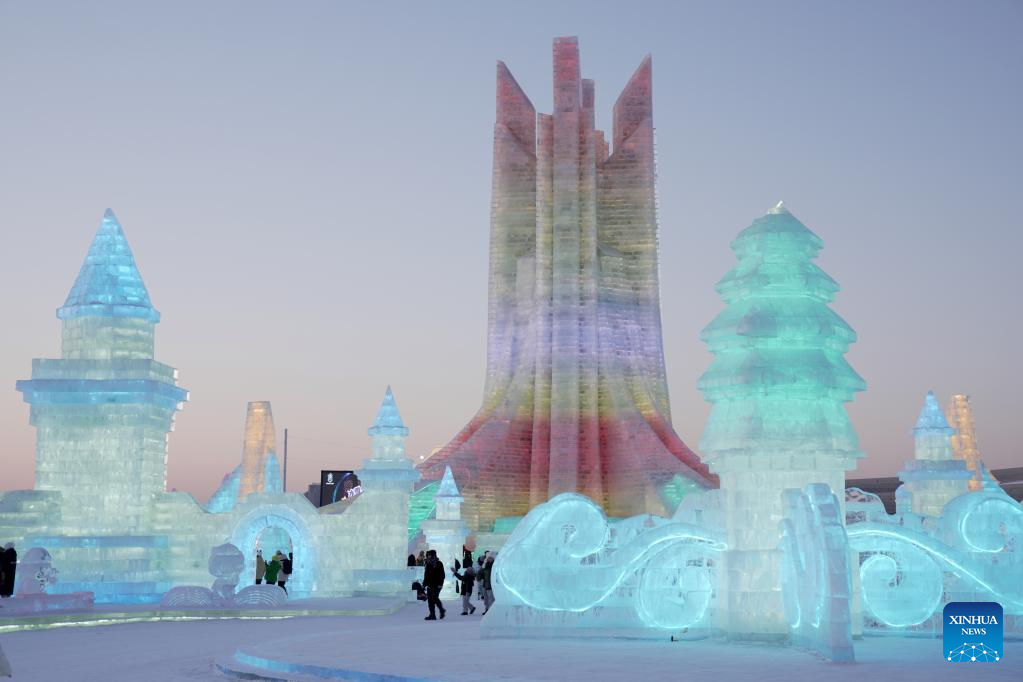 POTRET Harbin Ice and Snow World Ramai Turis-Image-5