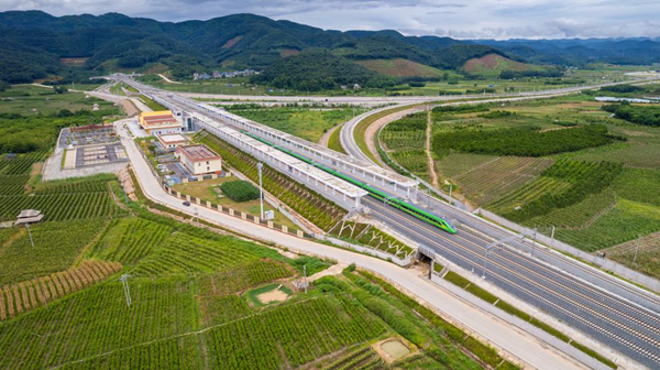 China-Laos Railway Layani 10,3 Juta Penumpang Setahun-Image-1