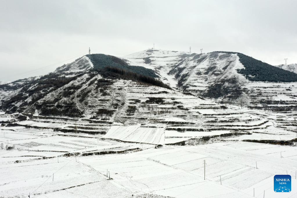 POTRET Indahnya Gugusan Salju di Dingxi-Image-7