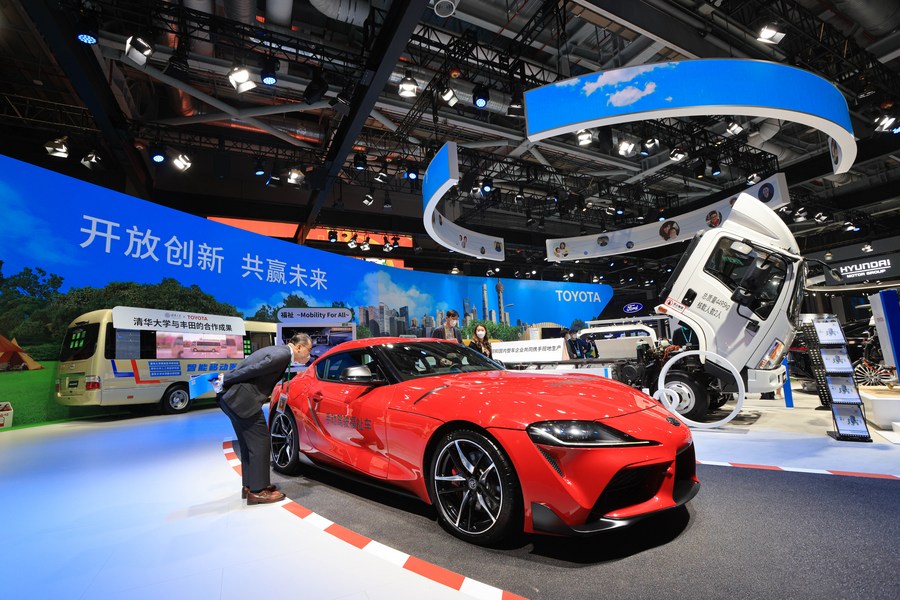 Toyota Tarik 22.965 Mobil Lexus di China-Image-1