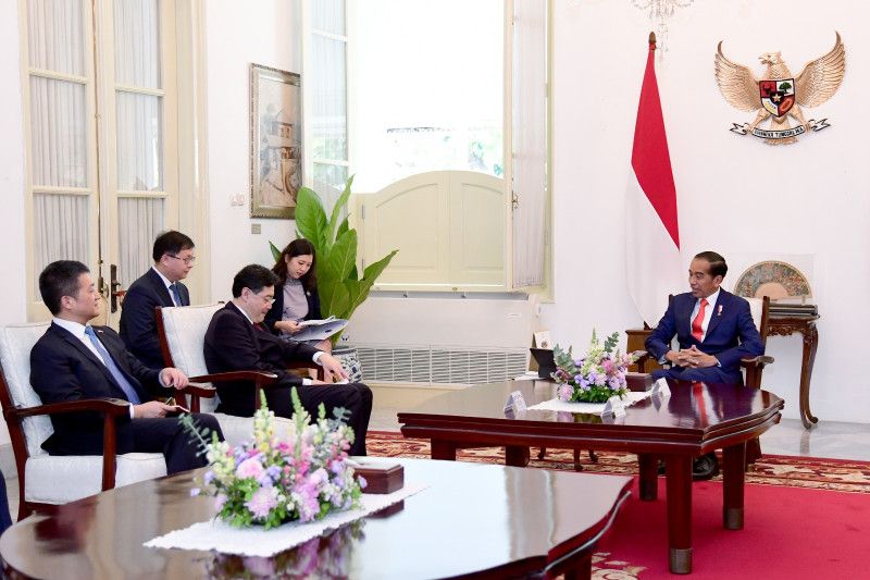 Menlu Qin Gang Temu Presiden Jokowi di Jakarta-Image-1