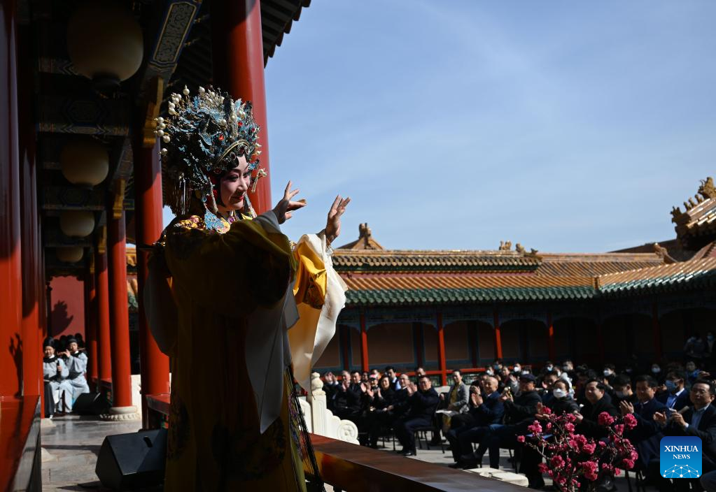 Opera Klasik China Diriset di Museum Istana Beijing-Image-6