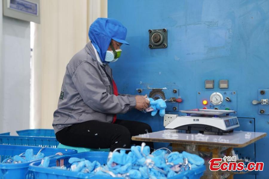 POTRET: Produksi Mainan Maskot untuk Asian Games Hangzhou-Image-4