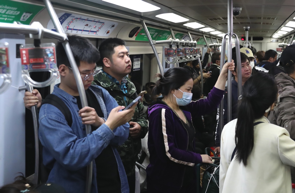 Tidak Wajib Bermasker di Angkutan Umum Beijing-Image-6