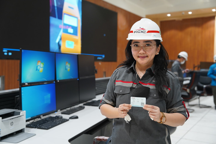 Sampel Tiket Pencetakan-1 Kereta Cepat 'Indonesia' Jakarta-Bandung-Image-1