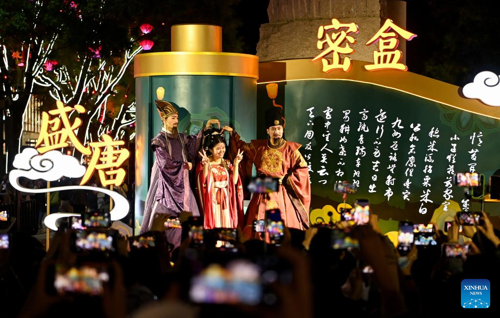 POTRET Datang Everbright City, Objek Wisata Xi'an-Image-3