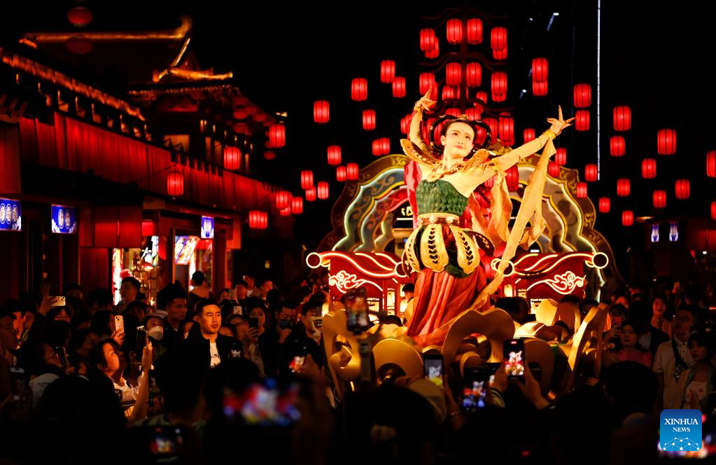 POTRET Datang Everbright City, Objek Wisata Xi'an-Image-4