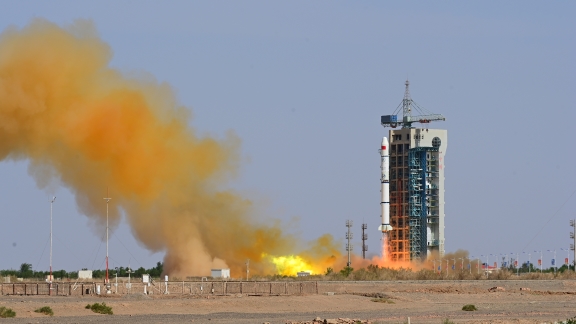 China Luncurkan Satelit Eksplorasi Macau Science 1-Image-1