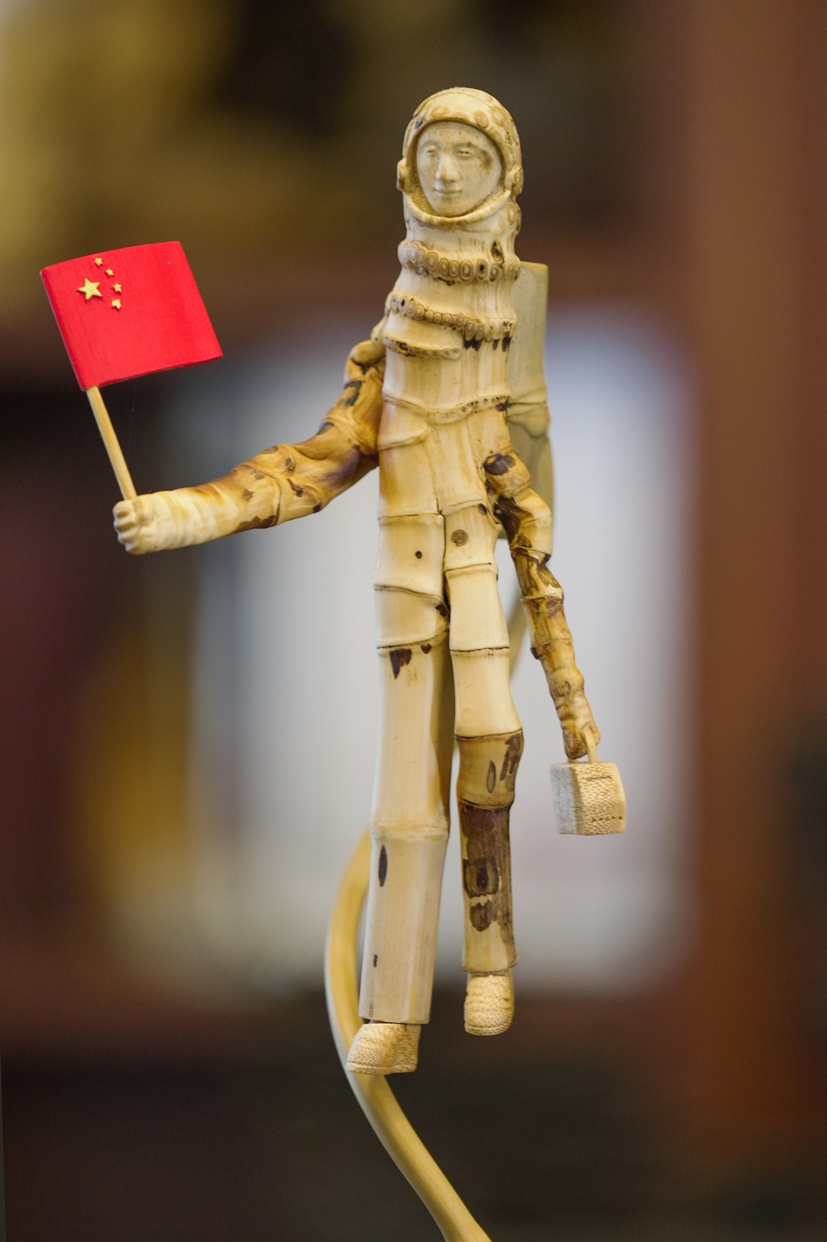 Pematung Bambu Yang Dingheng Biking Patung Astronot-Image-5