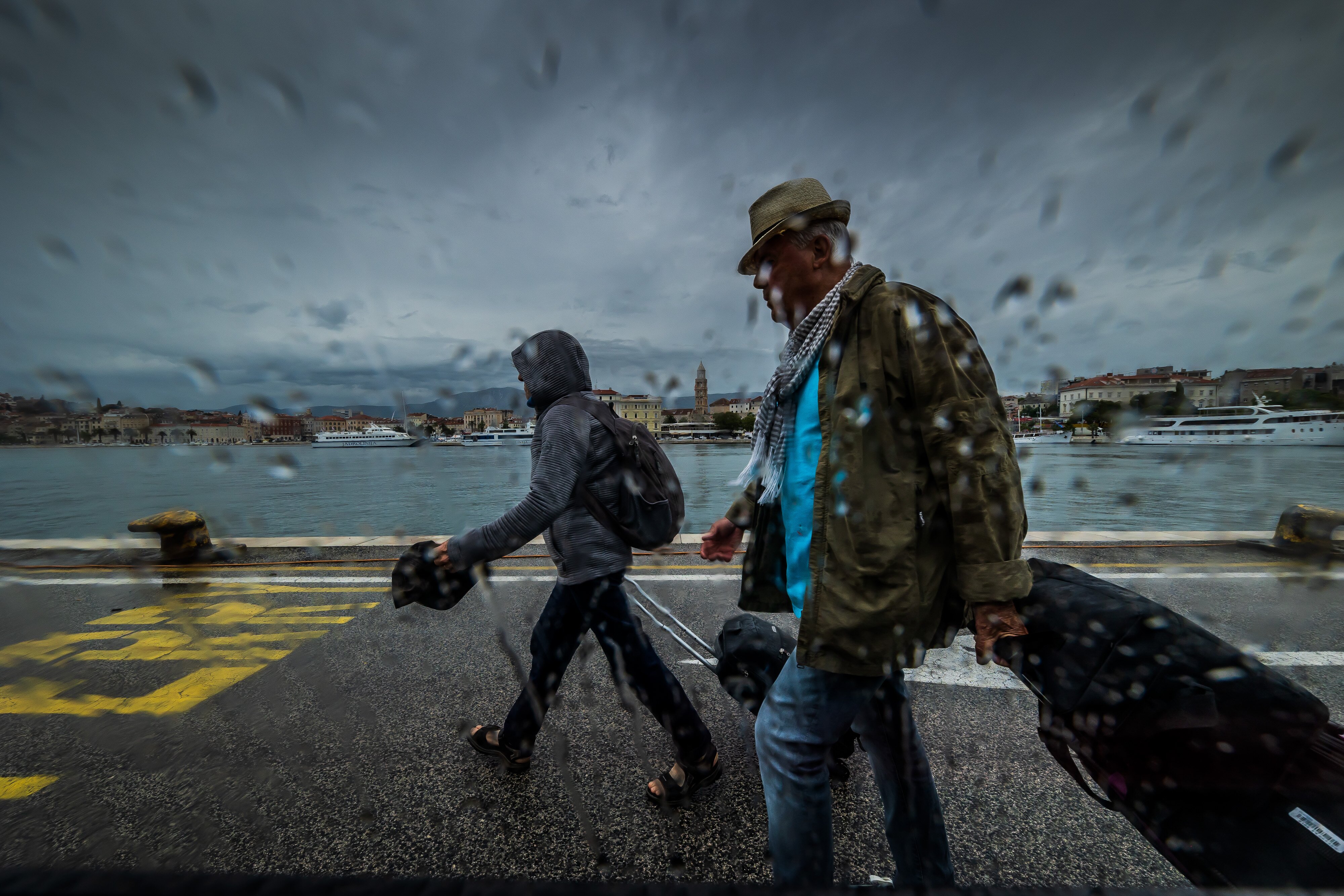 KROASIA-SPLIT-HUJAN DERAS-2-Image-1