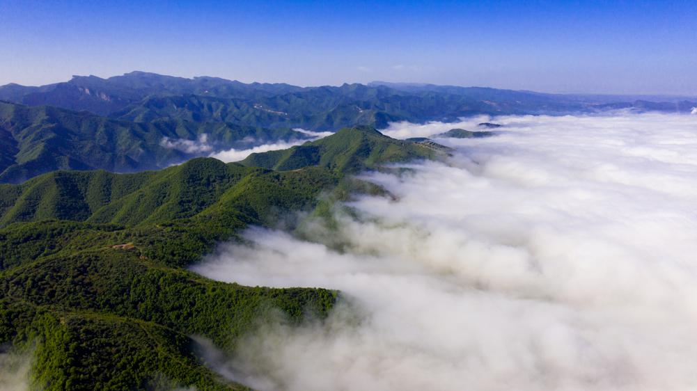 POTRET Habis Hujan Terbitlah Matahari di Gunung Taihang-Image-1