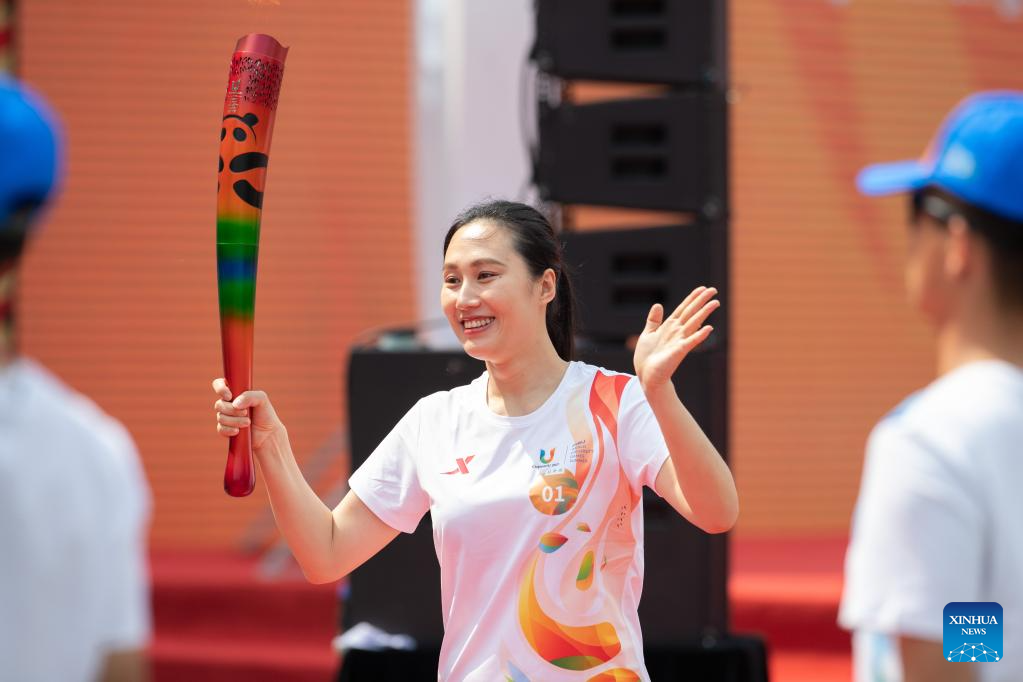 POTRET Pawai Obor Chengdu Universiade di Harbin-Image-8