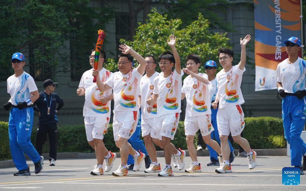 POTRET Pawai Obor Chengdu Universiade di Harbin-Image-5