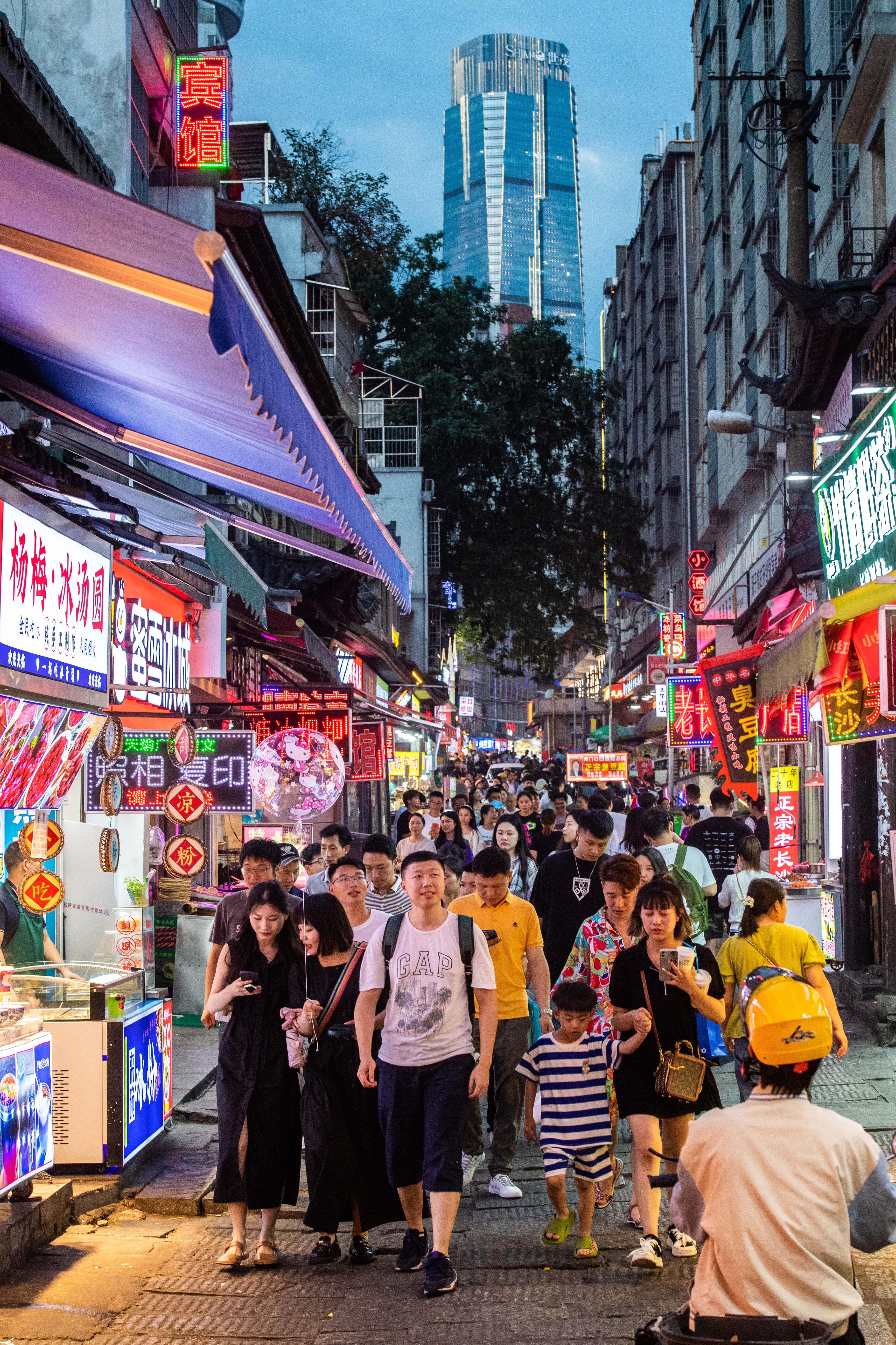 CHINA-HUNAN-CHANGSHA-PEMANDANGAN KOTA-1-Image-1 CHINA-HUNAN-CHANGSHA-PEMANDANGAN KOTA-1-Image-1