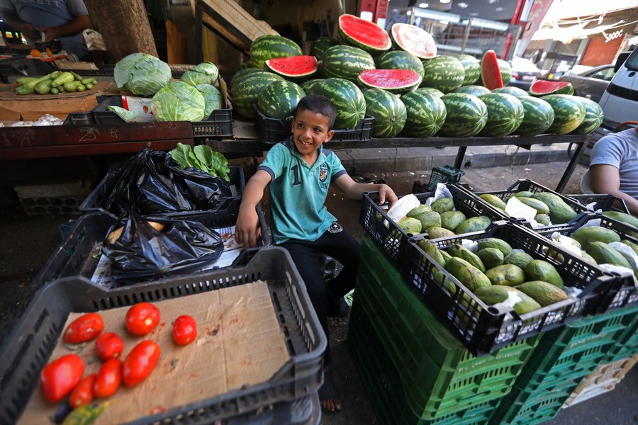 UNICEF: Lebih Dari 10 Persen Keluarga Lebanon Terpaksa Kirim Anak-anak Bekerja Di Tengah Krisis Sosial Ekonomi-Image-1
