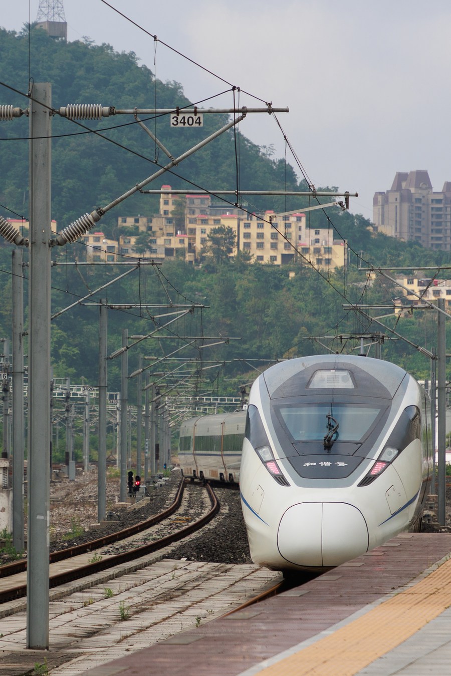 GLOBALink: Kereta Cepat Yang Hubungkan Guiyang dan Nanning Memulai Operasi Uji Coba-Image-4