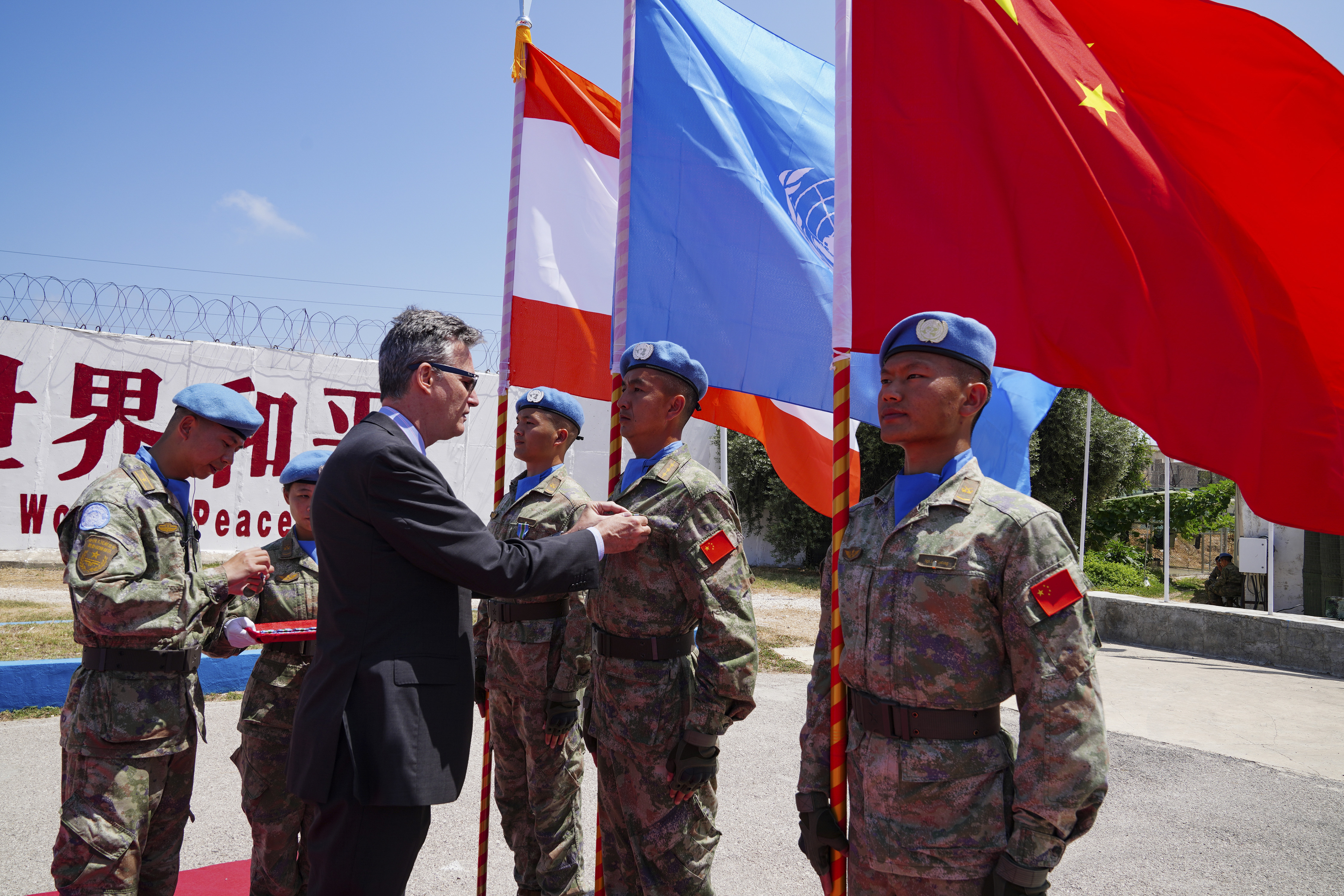 LEBANON-UNIFIL-PENJAGA PERDAMAIAN CHINA-MEDALI PERDAMAIAN-2-Image-1 LEBANON-UNIFIL-PENJAGA PERDAMAIAN CHINA-MEDALI PERDAMAIAN-2-Image-1