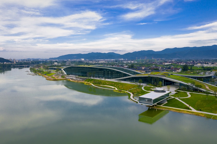 Lomba Internasional Kano dan Kayak di Hangzhou 2024-Image-1
